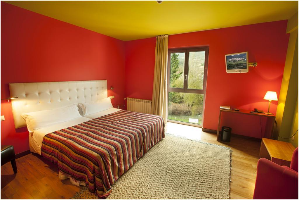 Hotel Ibaiondo Олаве Экстерьер фото