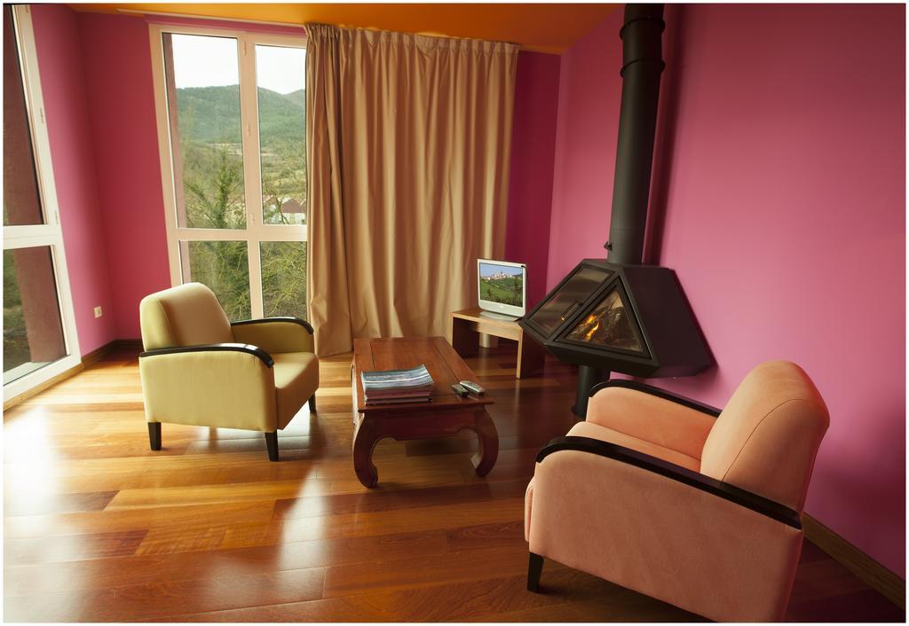 Hotel Ibaiondo Олаве Экстерьер фото