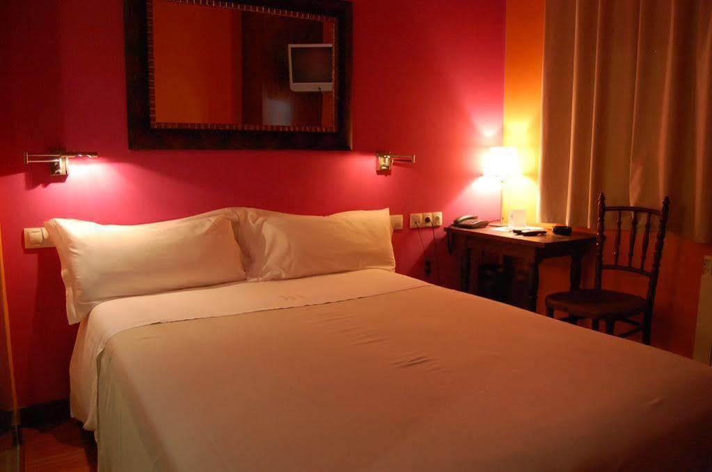Hotel Ibaiondo Олаве Экстерьер фото